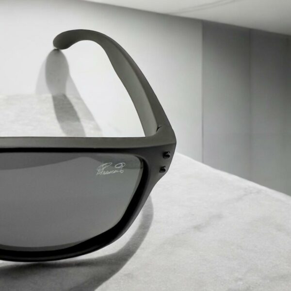 Lunettes de soleil – Le Charme Intemporel – Noir