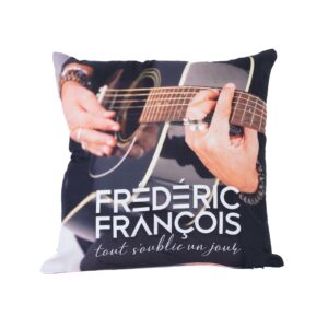 Housse de coussin – Tout  s'oublie un jour